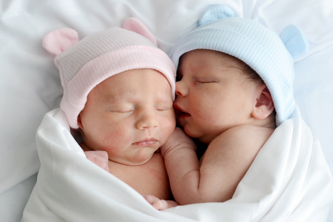Breastfeeding Twins: Yes You Can! - Breastfeeding Basics